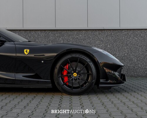 Ferrari 812 Superfast 6.5 V12 HELE 796pk -CARBON- 2022 (GARANTIE)