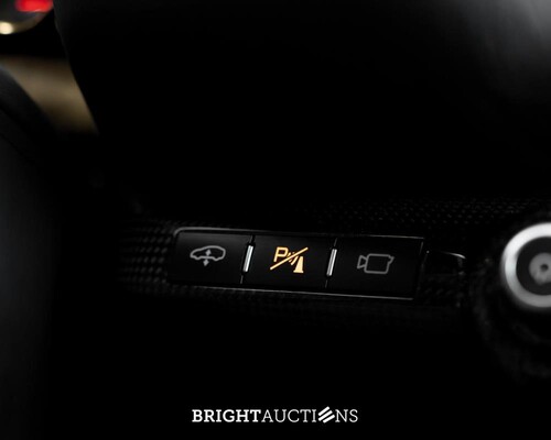 Ferrari 812 Superfast 6.5 V12 HELE 796pk -CARBON- 2022 (GARANTIE)