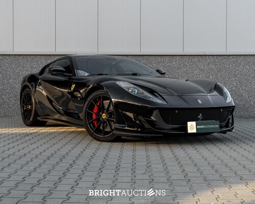 Ferrari 812 Superfast 6.5 V12 HELE 796pk -CARBON- 2022 (GARANTIE)