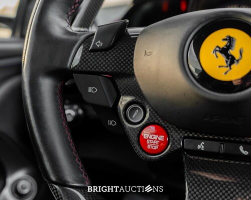 Ferrari 812 Superfast 6.5 V12 HELE 796pk -CARBON- 2022 (GARANTIE)