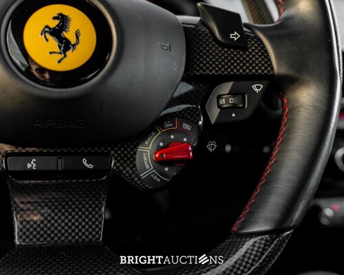 Ferrari 812 Superfast 6.5 V12 HELE 796pk -CARBON- 2022 (GARANTIE)