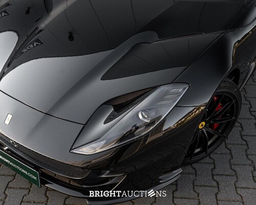 Ferrari 812 Superfast 6.5 V12 HELE 796pk -CARBON- 2022 (GARANTIE)