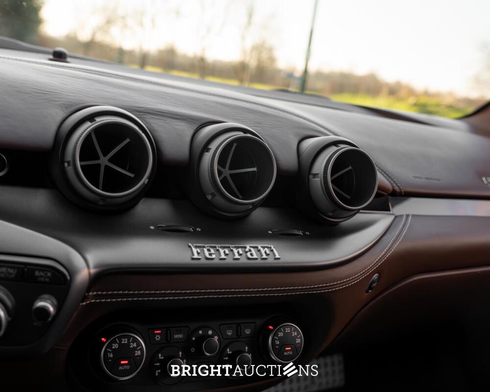 Ferrari F12 Berlinetta 6.3 V12 741pk 2013, JR-138-V (New Power Warranty)