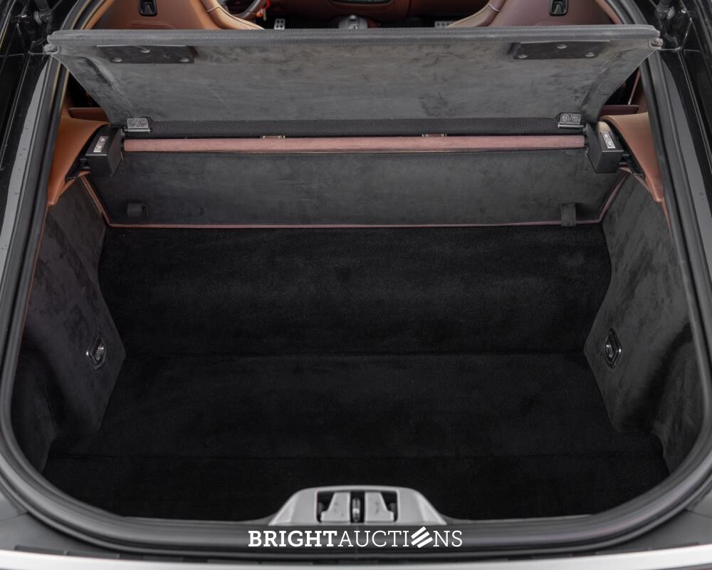 Ferrari F12 Berlinetta 6.3 V12 741pk 2013, JR-138-V (New Power Warranty)