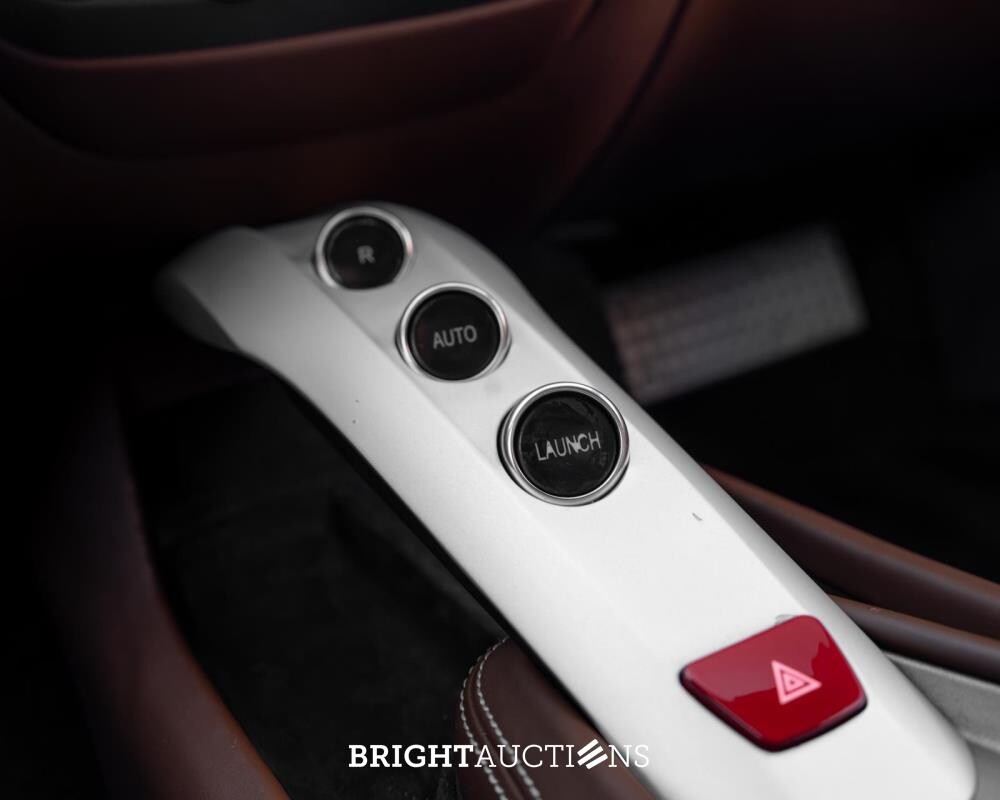 Ferrari F12 Berlinetta 6.3 V12 741pk 2013, JR-138-V (New Power Warranty)