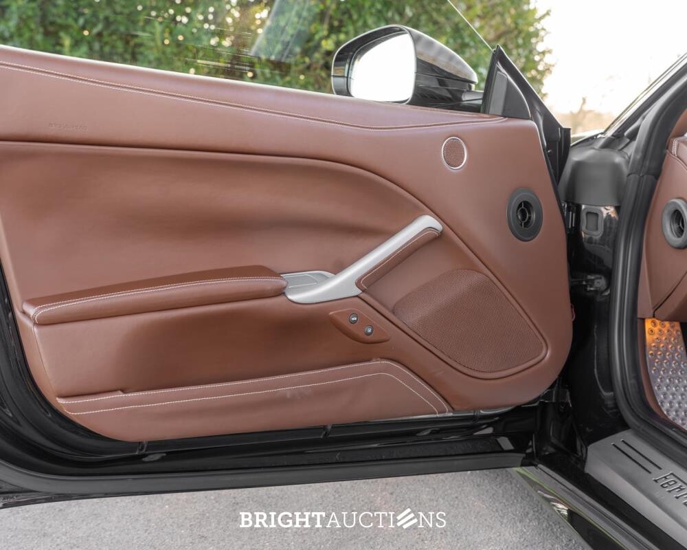 Ferrari F12 Berlinetta 6.3 V12 741pk 2013, JR-138-V (New Power Warranty)