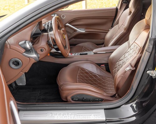 Ferrari F12 Berlinetta 6.3 V12 741pk 2013, JR-138-V (New Power Warranty)