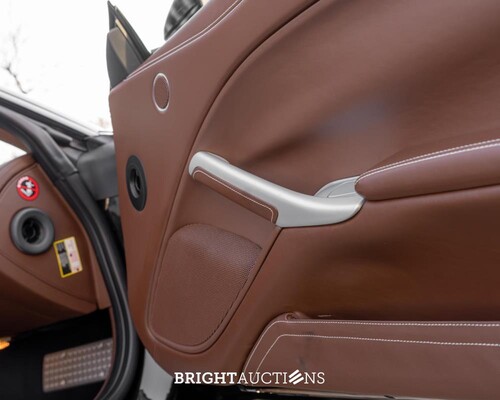 Ferrari F12 Berlinetta 6.3 V12 741pk 2013, JR-138-V (New Power Warranty)