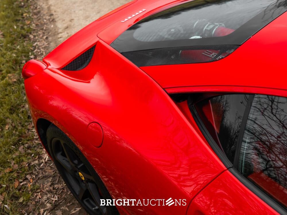 Ferrari 458 4.5 V8 Italia 578pk 2010, JHZ-39-P