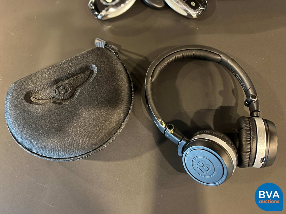 Bentley Bentayga 6.0 V12 Erstausgabe 608PS 2016, P-569-DB.