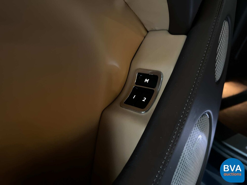 Bentley Bentayga 6.0 V12 Erstausgabe 608PS 2016, P-569-DB.