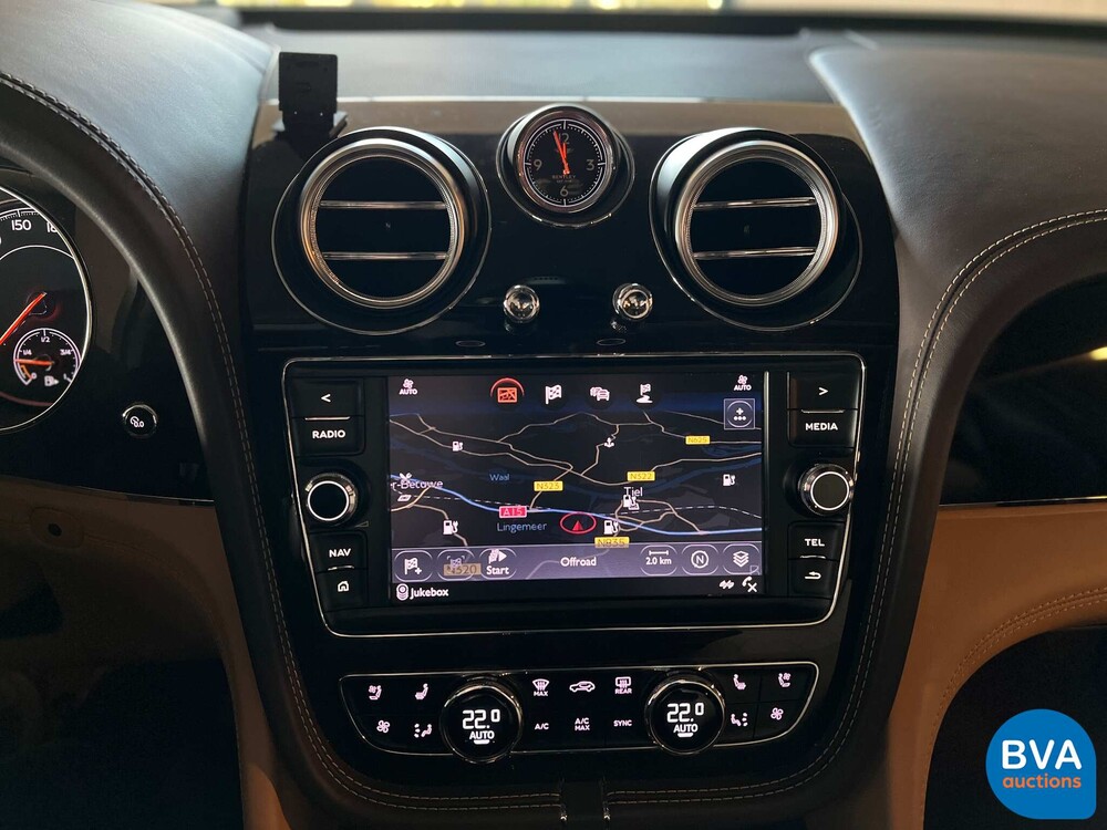 Bentley Bentayga 6.0 V12 Erstausgabe 608PS 2016, P-569-DB.