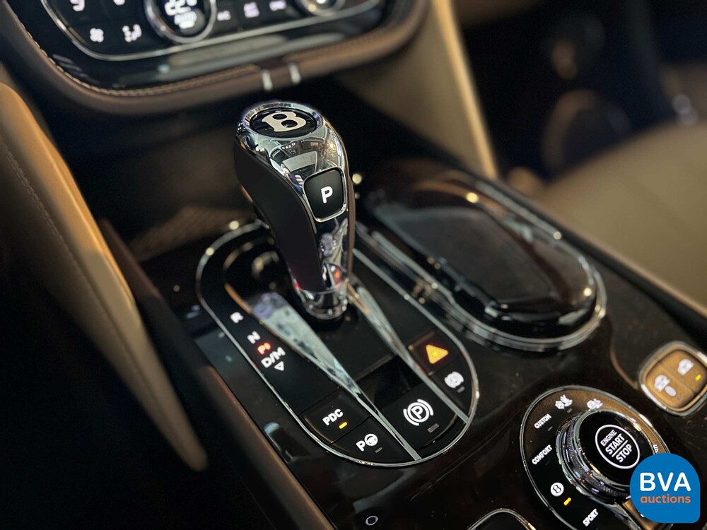 Bentley Bentayga 6.0 V12 Erstausgabe 608PS 2016, P-569-DB.