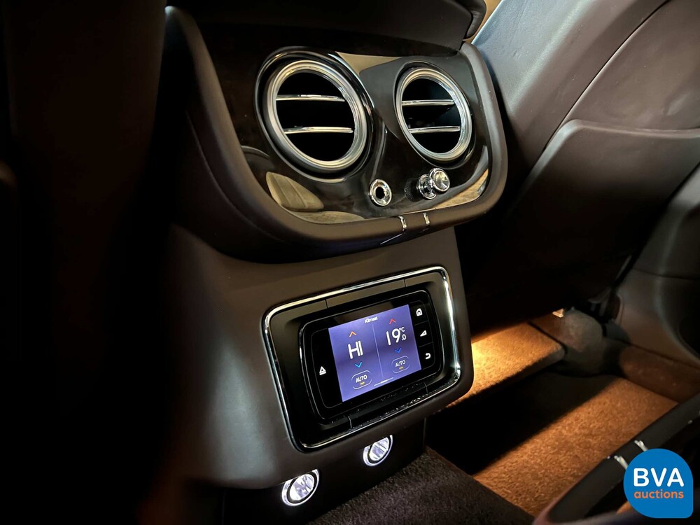 Bentley Bentayga 6.0 V12 Erstausgabe 608PS 2016, P-569-DB.