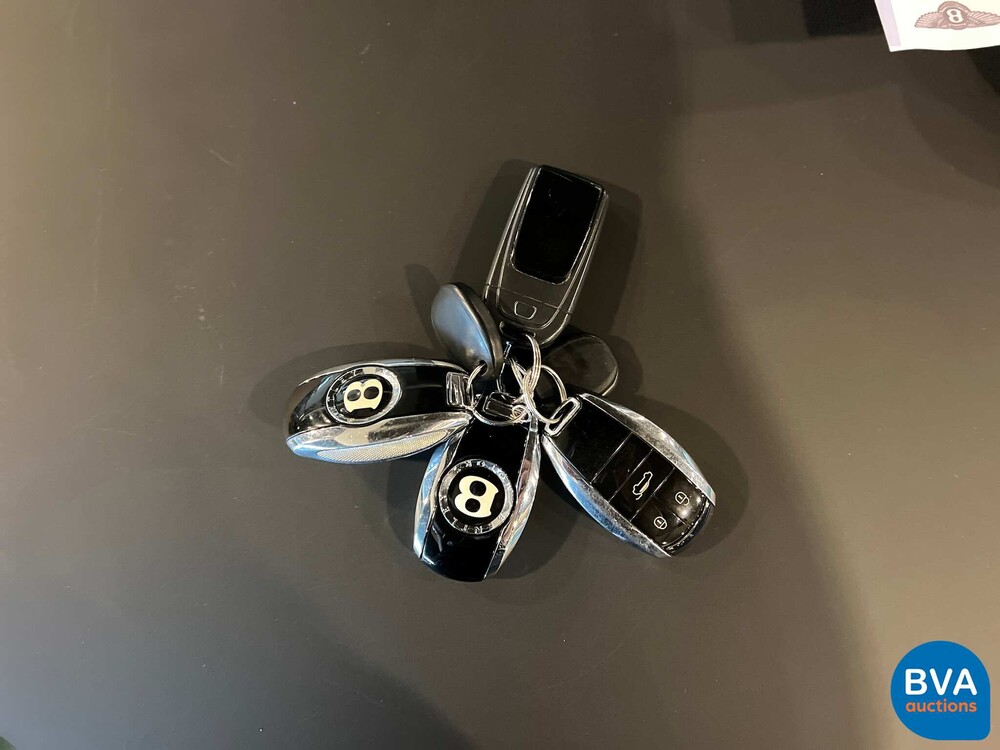 Bentley Bentayga 6.0 V12 Erstausgabe 608PS 2016, P-569-DB.