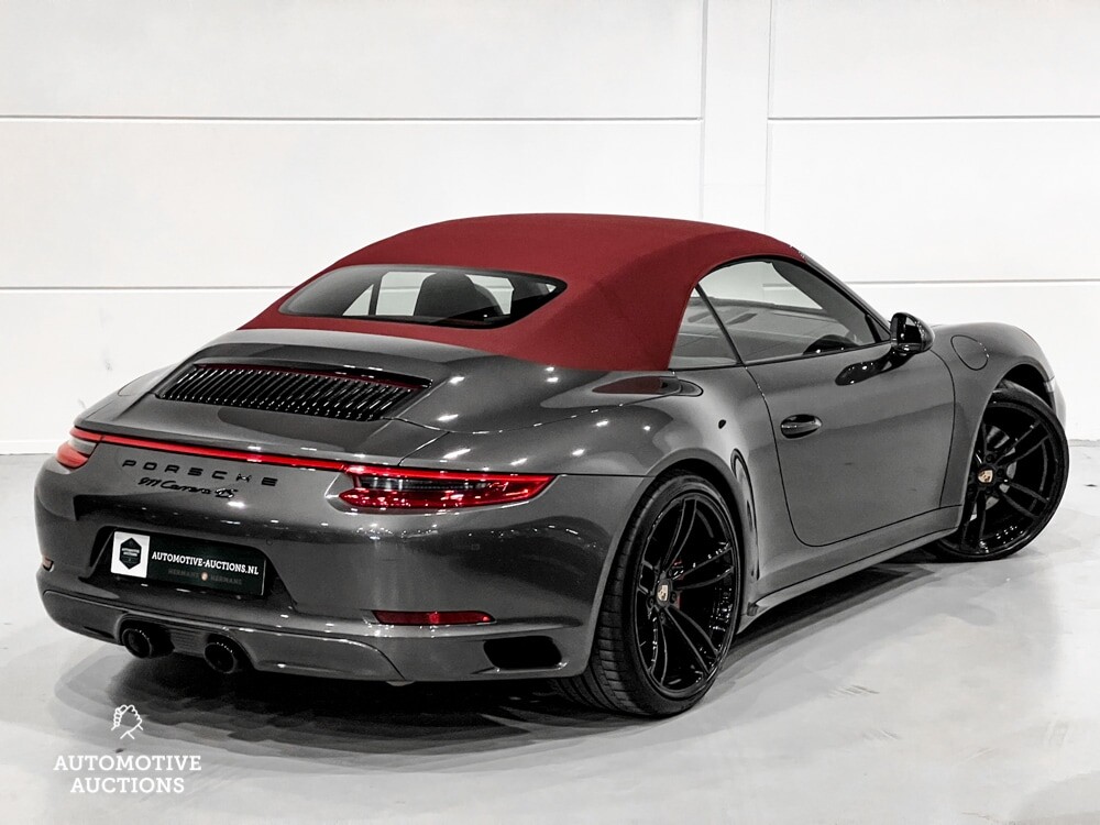Porsche 911 4s 991.2 Carrera 4s Cabriolet 420PS 2016 FACELIFT.