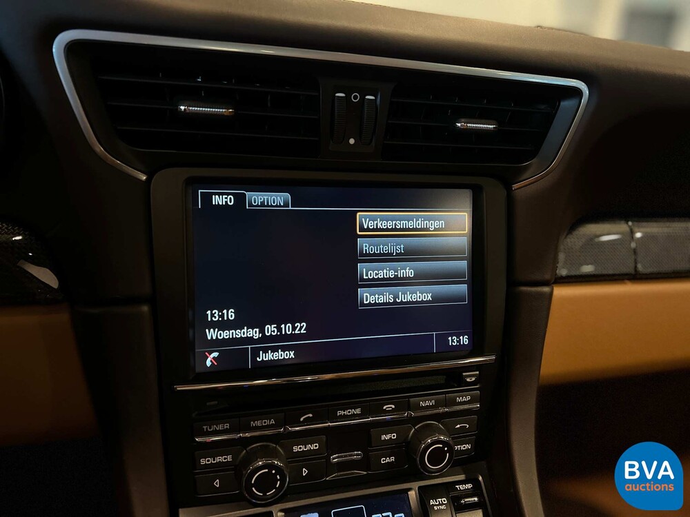 Porsche 911 Turbo S 991 SportChrono 560PS 2014.