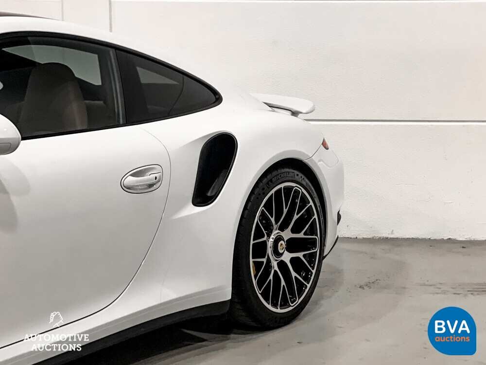 Porsche 911 Turbo S 991 SportChrono 560PS 2014.