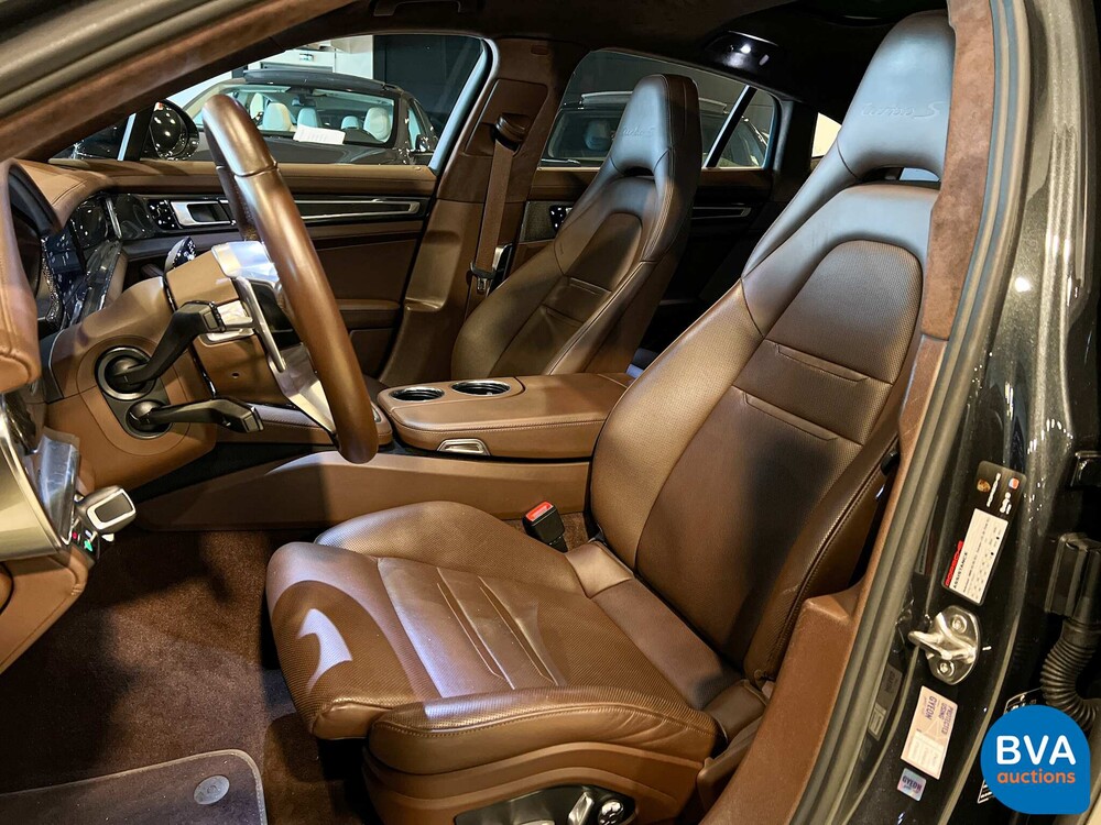 Porsche Panamera Turbo S E-Hybrid 4.0 V8 SportChrono 680PS 2018 -Org. NL-, RR-712-R.