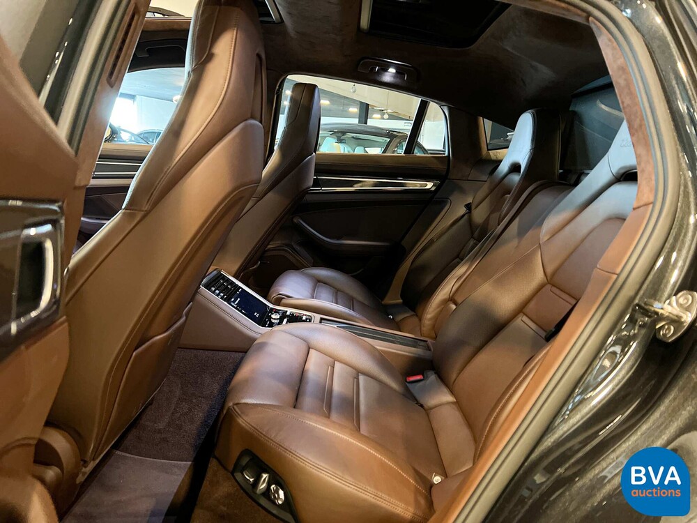 Porsche Panamera Turbo S E-Hybrid 4.0 V8 SportChrono 680PS 2018 -Org. NL-, RR-712-R.