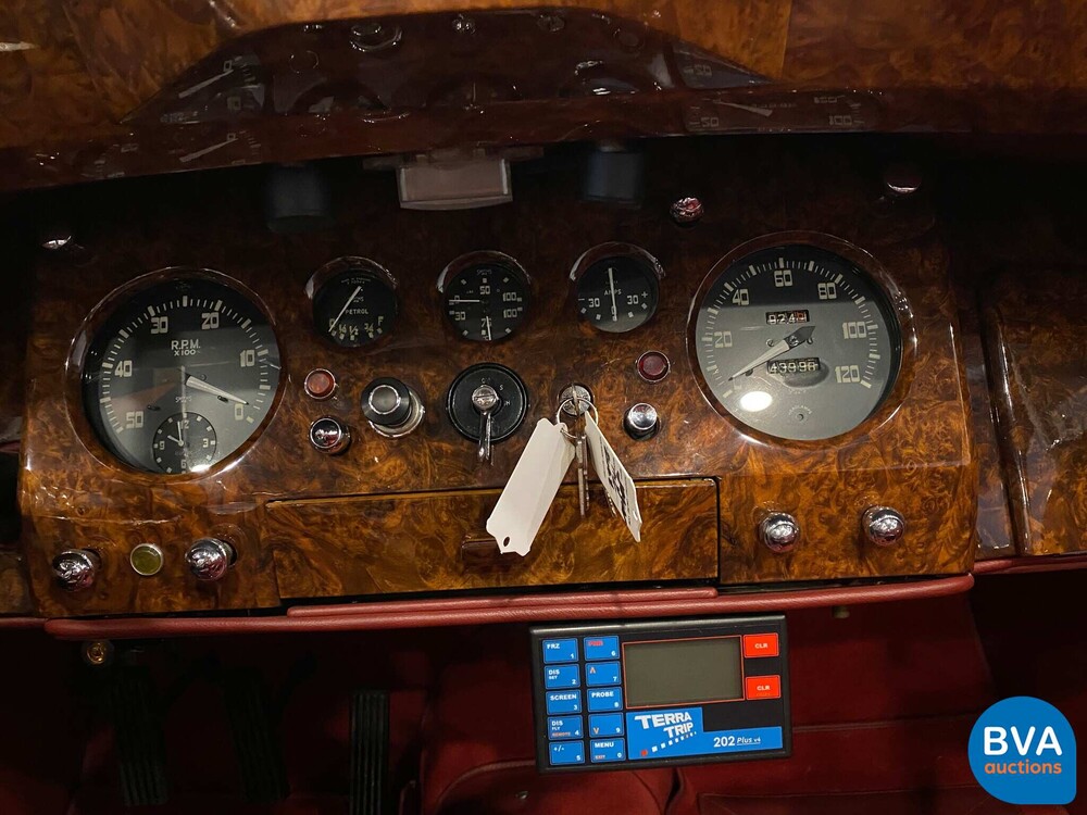 Jaguar Mark V DHC 170 PS 1951, AM-72-75.