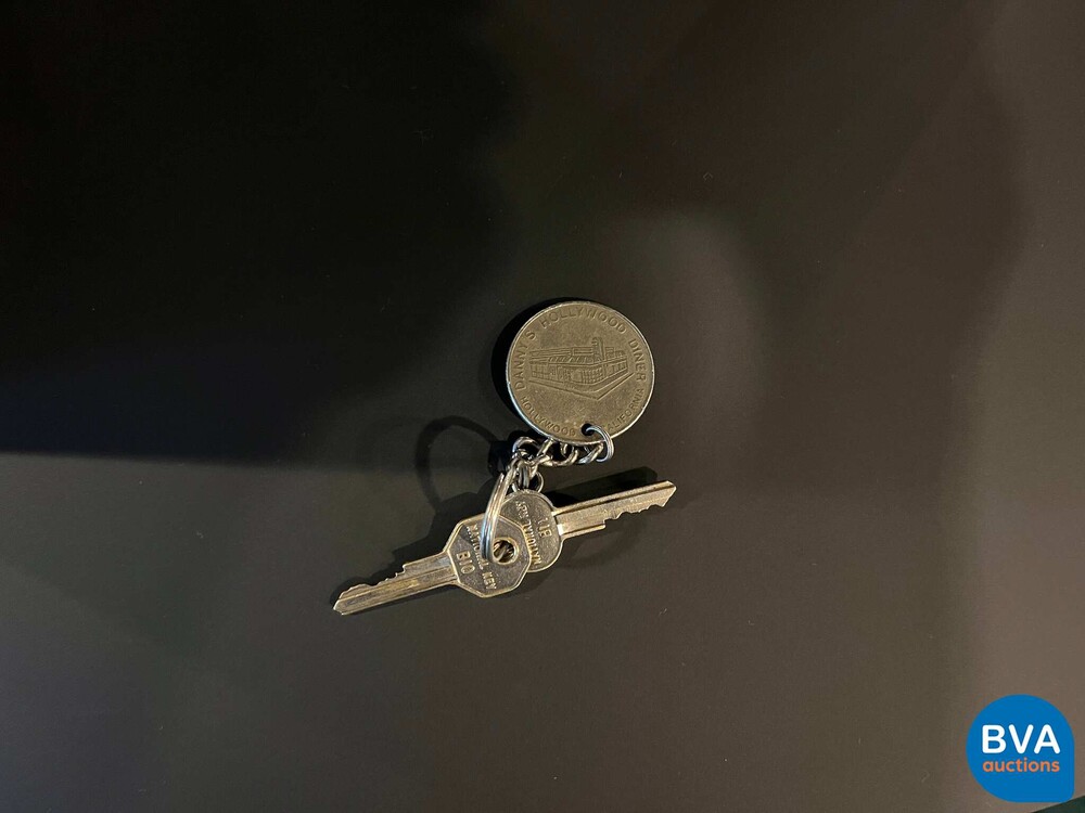 Oldsmobile 88 V8 1953, DM-37-90.