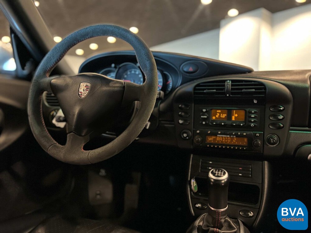 Porsche 911 3.6 Carrera 996 Coupé MK2 320pk 2002 GT3 -MANUAL- ORG-NL, 67-JB-GK.