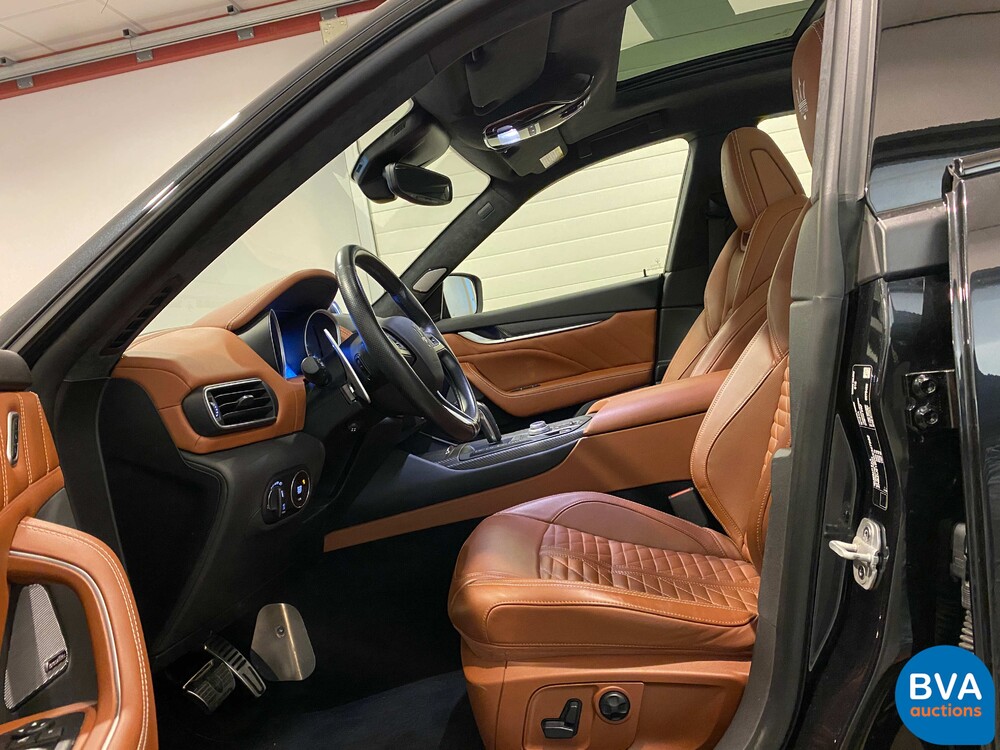 Maserati Levante Trofeo V8 581 PS 2020 MEIN FACELIFT-Ferrari-MOTOR.