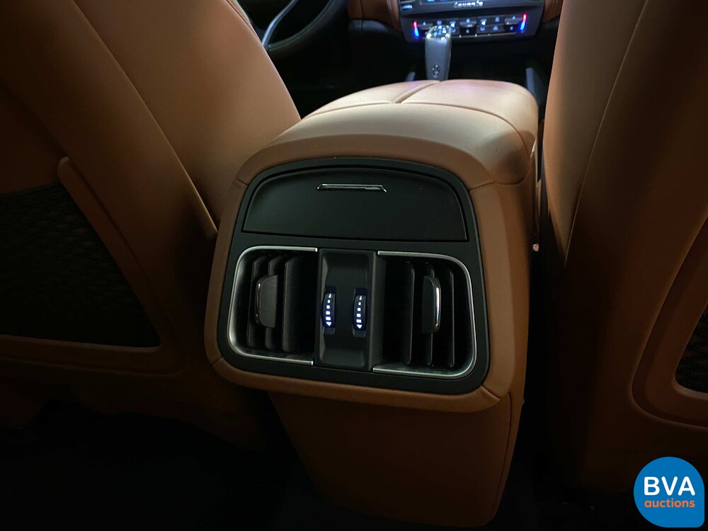 Maserati Levante Trofeo V8 581 PS 2020 MEIN FACELIFT-Ferrari-MOTOR.