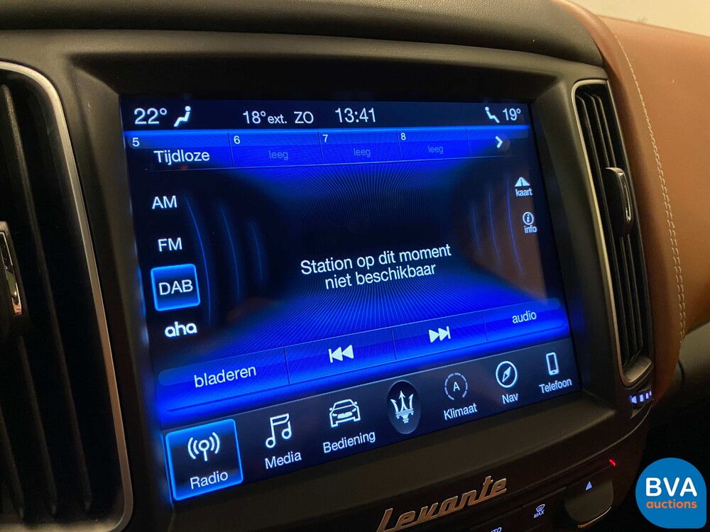 Maserati Levante Trofeo V8 581 PS 2020 MEIN FACELIFT-Ferrari-MOTOR.