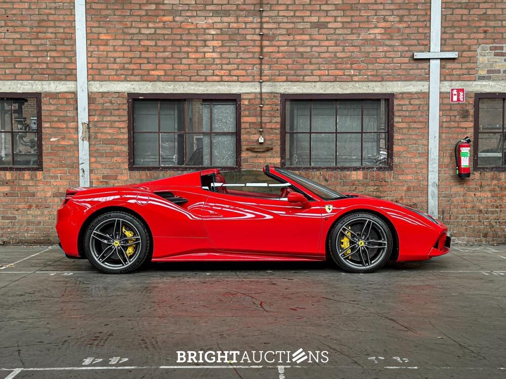 Ferrari 488 Spider 3.9 V8 670pk 2018