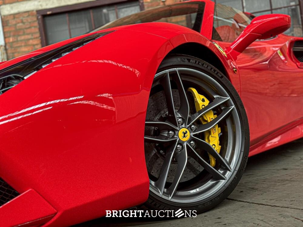 Ferrari 488 Spider 3.9 V8 670pk 2018