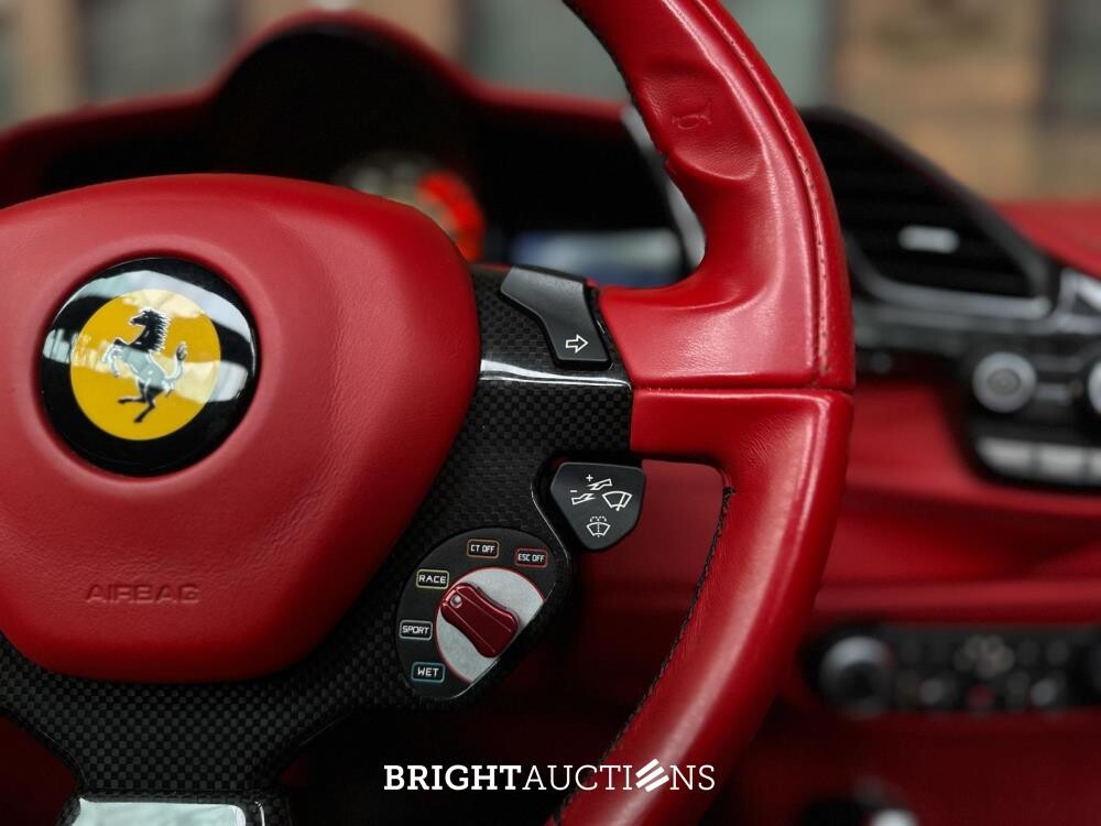 Ferrari 488 Spider 3.9 V8 670pk 2018