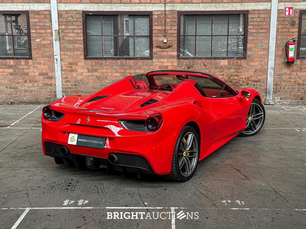 Ferrari 488 Spider 3.9 V8 670pk 2018