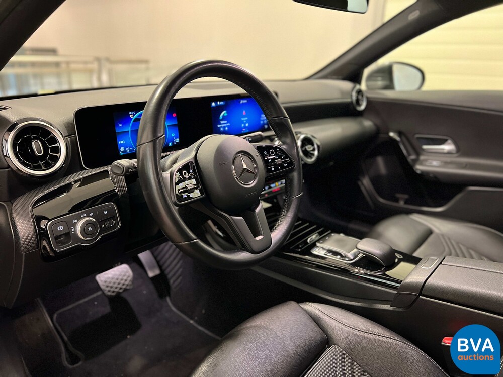 Mercedes-Benz A180d Launch Edition Premium Plus NW-MODELL 116pk 2019 A-Klasse, N-688-GB.