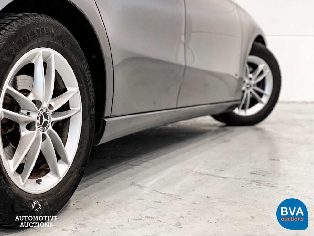 Mercedes-Benz A180d Launch Edition Premium Plus NW-MODELL 116pk 2019 A-Klasse, N-688-GB.