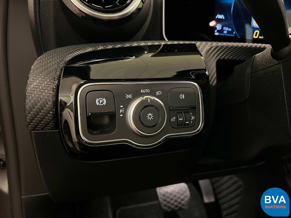 Mercedes-Benz A180d Launch Edition Premium Plus NW-MODELL 116pk 2019 A-Klasse, N-688-GB.