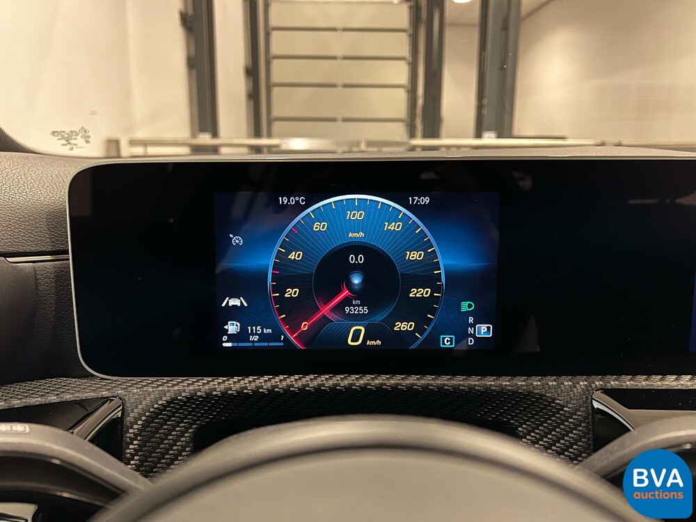 Mercedes-Benz A180d Launch Edition Premium Plus NW-MODELL 116pk 2019 A-Klasse, N-688-GB.
