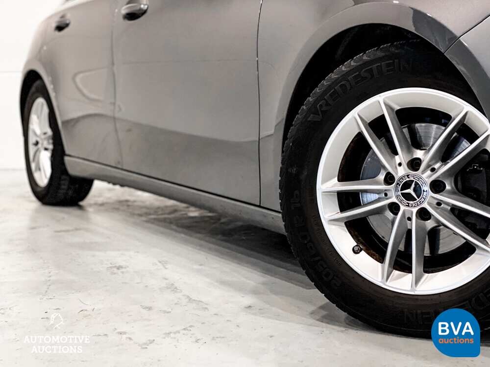 Mercedes-Benz A180d Launch Edition Premium Plus NW-MODELL 116pk 2019 A-Klasse, N-688-GB.
