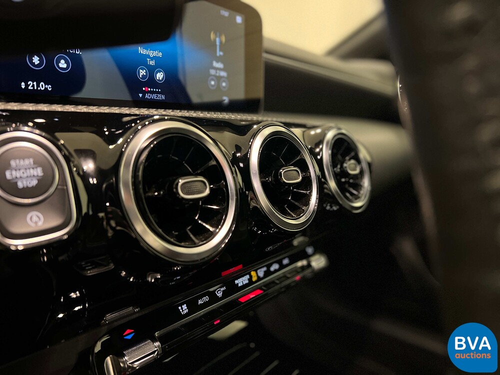 Mercedes-Benz A180d Launch Edition Premium Plus NW-MODELL 116pk 2019 A-Klasse, N-688-GB.