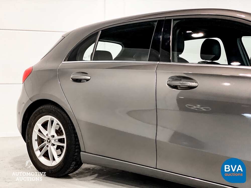 Mercedes-Benz A180d Launch Edition Premium Plus NW-MODELL 116pk 2019 A-Klasse, N-688-GB.