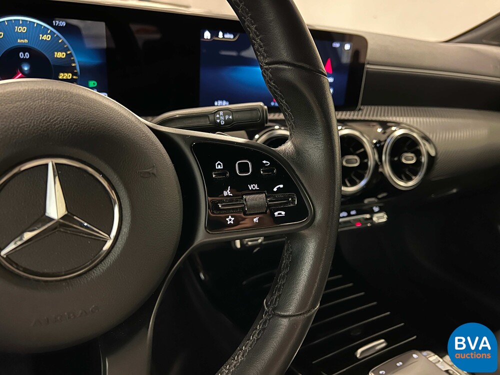 Mercedes-Benz A180d Launch Edition Premium Plus NW-MODELL 116pk 2019 A-Klasse, N-688-GB.