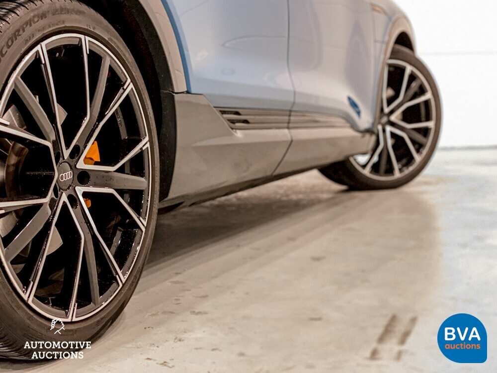 Audi e-tron 55 QUATTRO Advanced SPORT 95kWh 361PS 2018 -Org. NL-, XH-842-D.