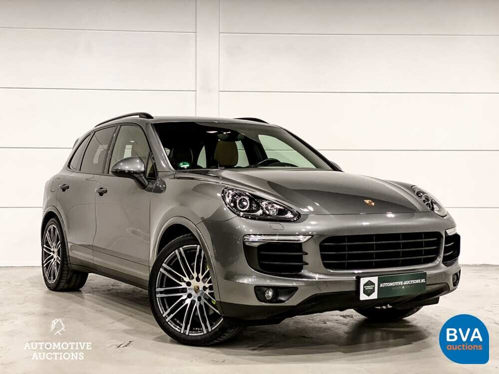 Porsche Cayenne 3.0 V6 S E-Hybrid 416pk Sport Design Chrono FACELIFT Plug-In Hybrid GTS Paket 2015.