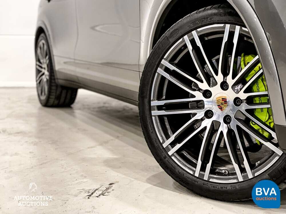 Porsche Cayenne 3.0 V6 S E-Hybrid 416pk Sport Design Chrono FACELIFT Plug-In Hybrid GTS Paket 2015.