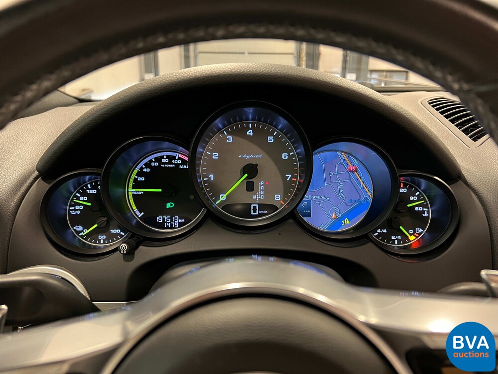 Porsche Cayenne 3.0 V6 S E-Hybrid 416pk Sport Design Chrono FACELIFT Plug-In Hybrid GTS Paket 2015.