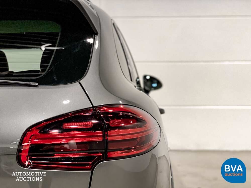 Porsche Cayenne 3.0 V6 S E-Hybrid 416pk Sport Design Chrono FACELIFT Plug-In Hybrid GTS Paket 2015.