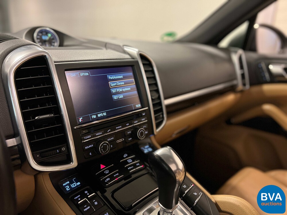 Porsche Cayenne 3.0 V6 S E-Hybrid 416pk Sport Design Chrono FACELIFT Plug-In Hybrid GTS Paket 2015.