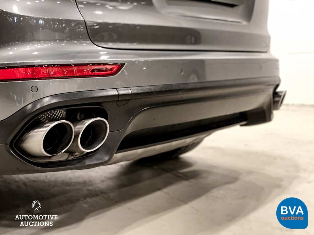 Porsche Cayenne 3.0 V6 S E-Hybrid 416pk Sport Design Chrono FACELIFT Plug-In Hybrid GTS Paket 2015.
