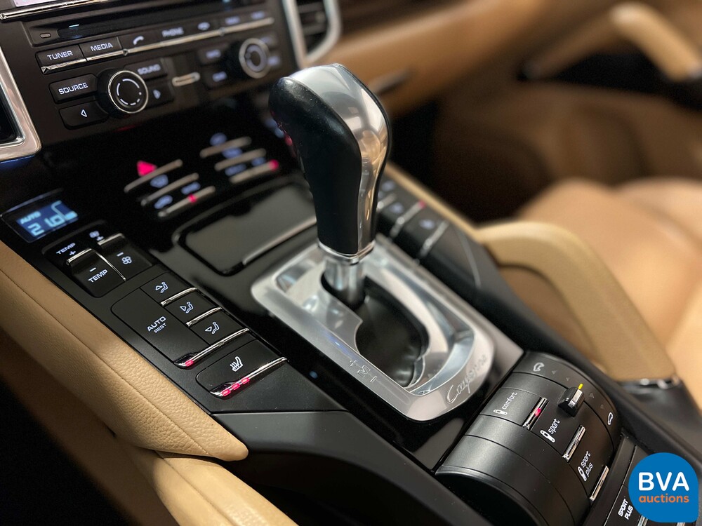 Porsche Cayenne 3.0 V6 S E-Hybrid 416pk Sport Design Chrono FACELIFT Plug-In Hybrid GTS Paket 2015.